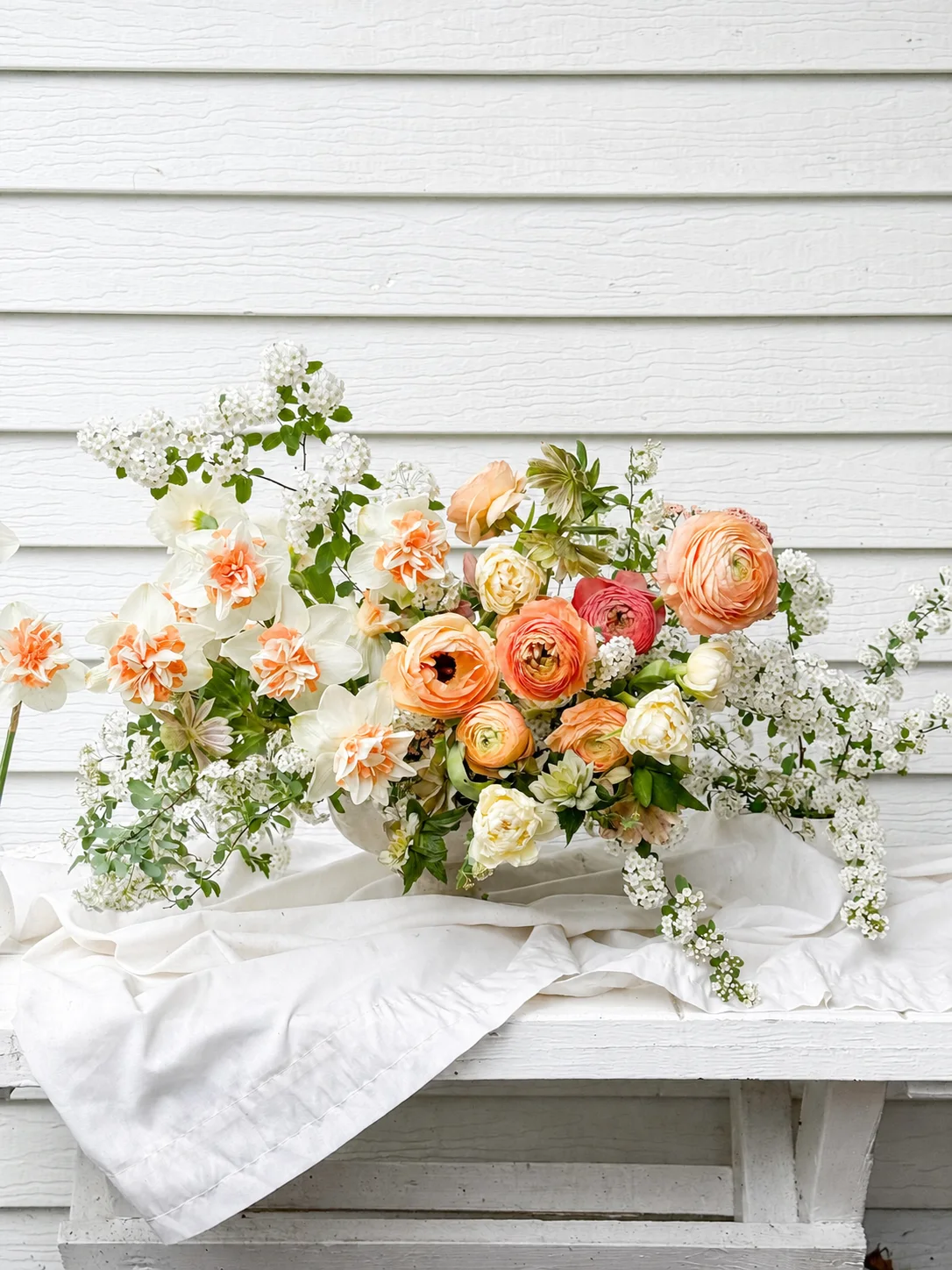 Sculptural wedding floral installation by Florale in the Hudson Valley